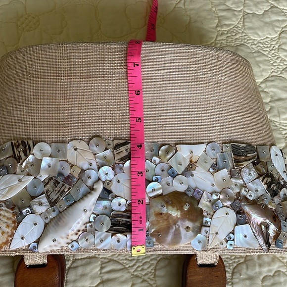 Beach Seashell Sachet Handbag Wooden Handles - Picture 11 of 14